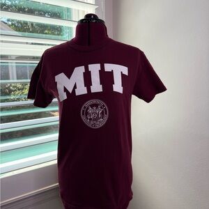Massachusetts Institute of technology “MIT“ maroon t-shirt